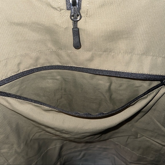 Men’s Linerless Windbreaker - Picture 5 of 6